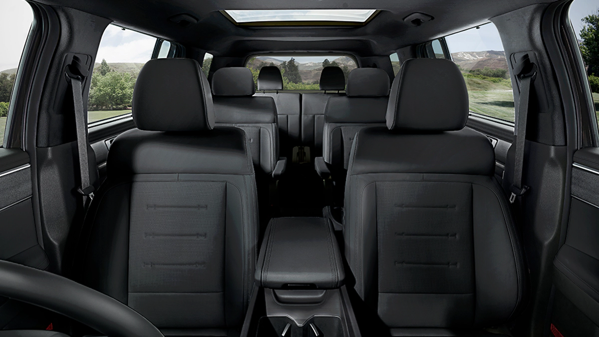 Hyundai Cibubur Santa Fe interior3 int3